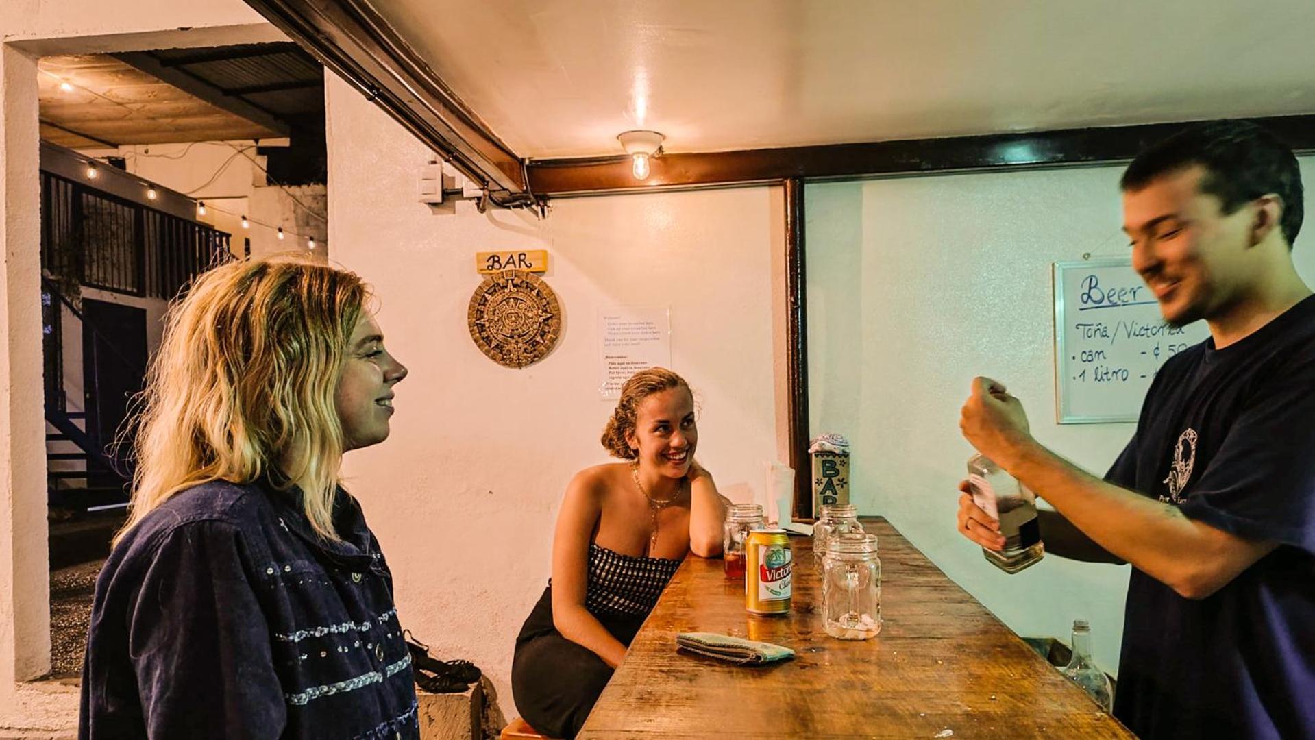 Hostal El Rio Leon Bagian luar foto